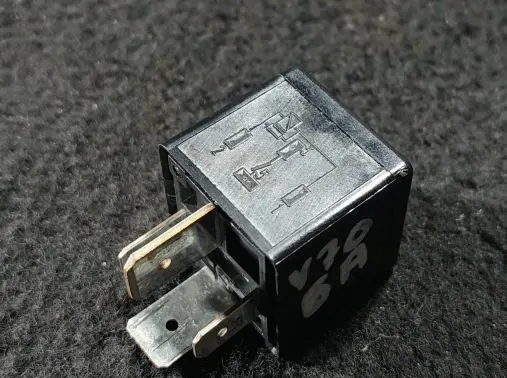 Volvo V70 Other relay 9441158 V23134J52X346