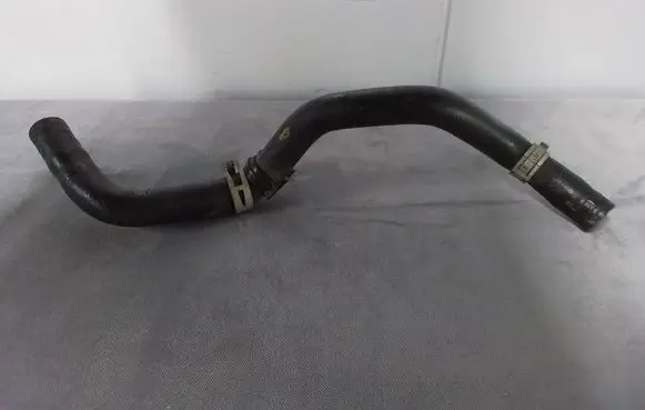 Subaru Forester SK Engine coolant pipe/hose 