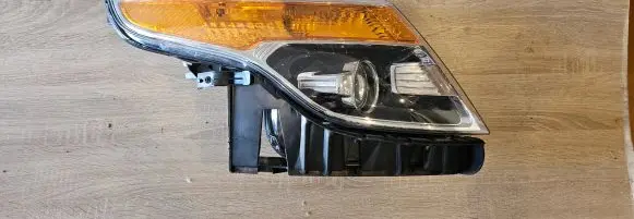 Ford Explorer Headlight/headlamp 042114075334ACE BB5313005FB