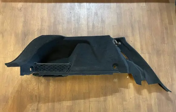 Mercedes-Benz GLE W167 Trunk/boot lower side trim panel A1676902502