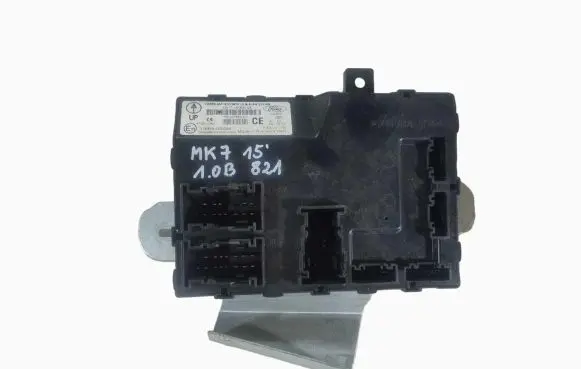 Ford Fiesta Comfort/convenience module DN1T-15K600-CE
