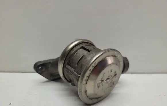 BMW 3 E46 EGR valve 7505993
