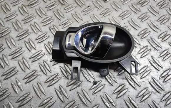 Nissan Juke I F15 Rear door interior handle 
