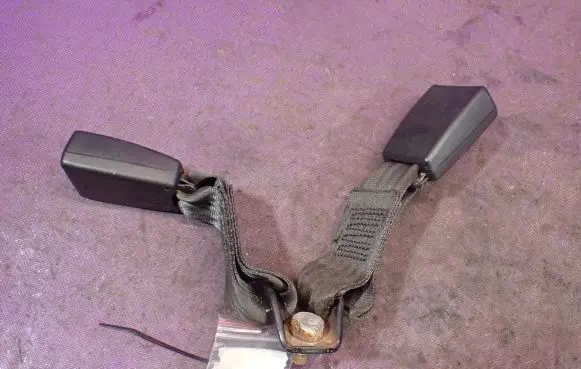 Fiat Panda 141 Front seatbelt buckle 33039006