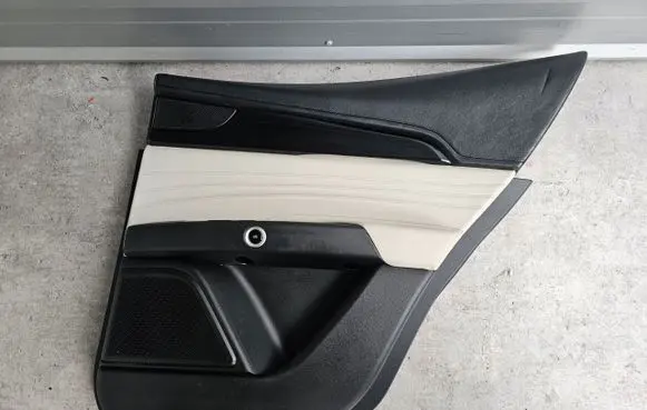 Maserati Ghibli Rear door card panel trim