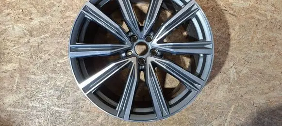 Audi Q8 R21 alloy rim 4M8601025DL B006898
