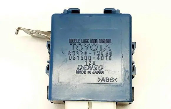 Toyota Auris 150 Other devices 0515004070 8597012020
