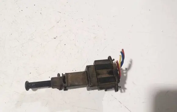 Volkswagen Golf IV Brake pedal sensor switch 1j0945511a