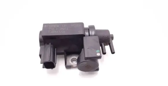 Toyota Auris 150 Vacuum valve 258190R011 07T031