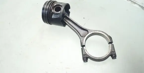Jaguar S-Type Piston with connecting rod H268X