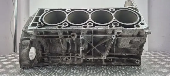 Mercedes-Benz E W212 Engine block R2730101005