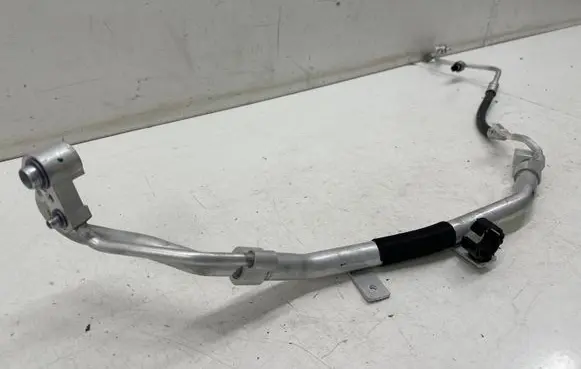 BMW X7 G07 Air conditioning (A/C) pipe/hose