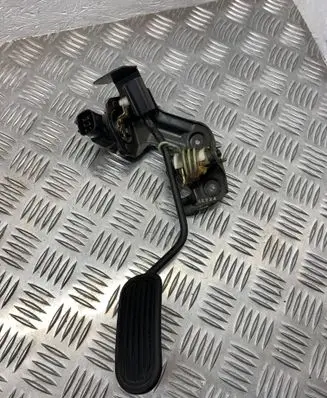 Toyota Avensis Verso Accelerator throttle pedal 8928147010 1933053011