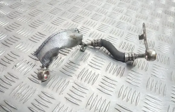Audi A4 S4 B7 8E 8H Engine coolant pipe/hose