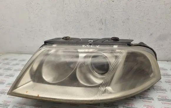 Volkswagen PASSAT B5.5 Headlight/headlamp 3B0941015AN