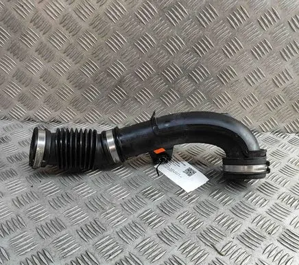 Nissan Juke II F16 Intercooler hose/pipe 165750995R