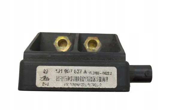 Volkswagen Golf IV Sensor 1J0907657A