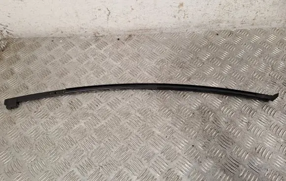 Toyota Verso Rear door windshield rail 6740864010