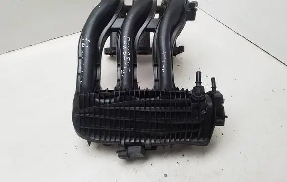 Peugeot 208 Intake manifold 9673063980
