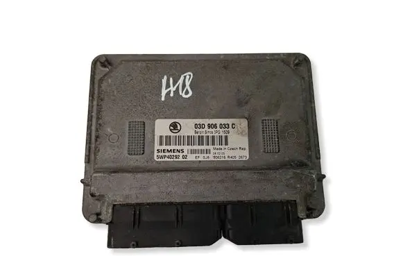 Skoda Fabia Mk2 (5J) Engine control unit/module 03D906033C 5WP4029202