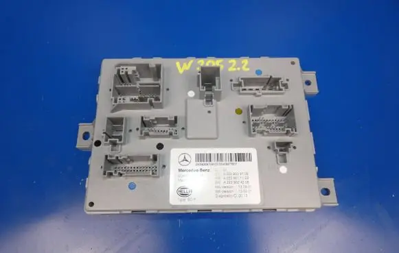Mercedes-Benz C W205 SAM control unit A2229009708 A2229024208