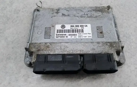 Volkswagen Golf V Engine control unit/module ECU 06A906033CA