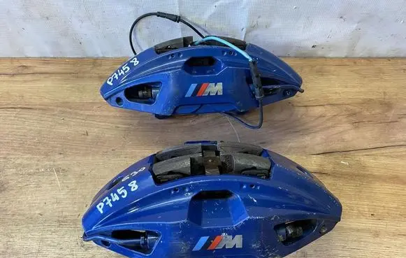 BMW 5 G30 G31 G38 Front brake caliper 688562602