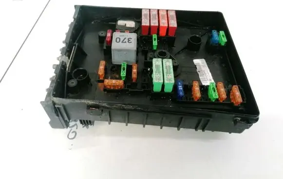 Skoda Octavia Mk2 (1Z) Fuse box set 1K0937125A