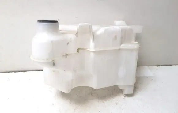 Toyota Hilux (AN120, AN130) Windshield washer fluid reservoir/tank 060851528