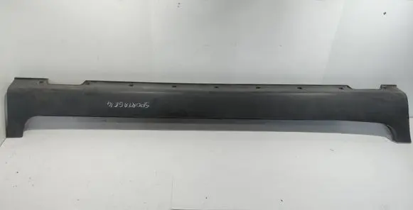 KIA Sportage Sill 877523U000