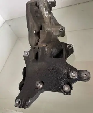 Skoda Superb B6 (3T) Fuel pump bracket 03L903143K