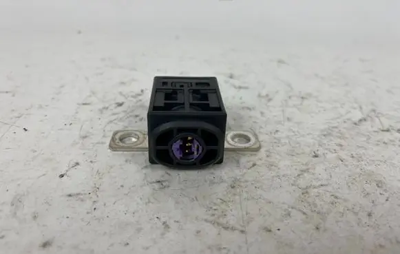 Audi A4 S4 B8 8K Battery relay fuse 4F0915519