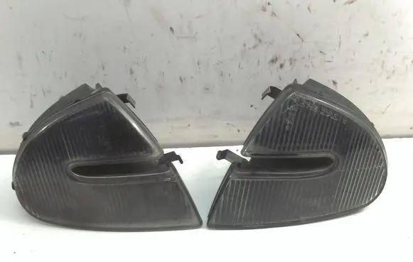 Alfa Romeo 147 Front indicator light 46756281