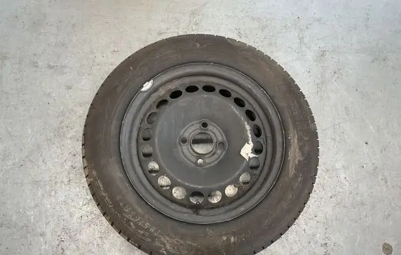 Opel Corsa D R15 spare wheel