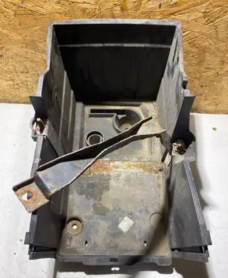 Ford Kuga I Battery tray 