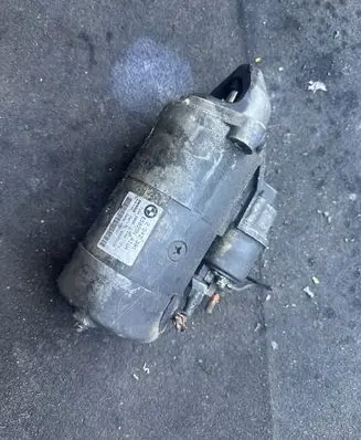BMW 5 E39 Starter motor