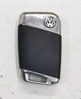Volkswagen PASSAT B8 Ignition key/card 3G0959752 A2C84366001