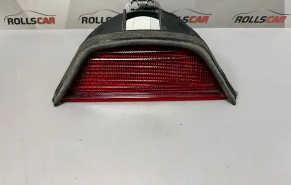 BMW 5 E39 Third/center stoplight 8385659