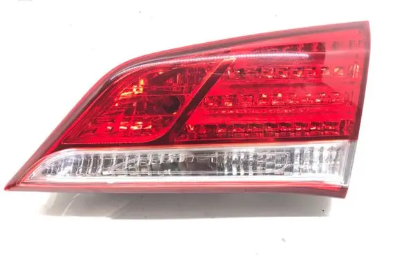 Hyundai i40 Rear/tail lights 92404-3Z300
