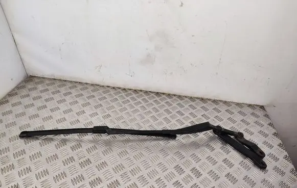 Mercedes-Benz E W212 Front wiper blade arm A2128201644