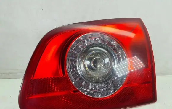 Volkswagen PASSAT B6 Tailgate rear/tail lights 3C994509307S