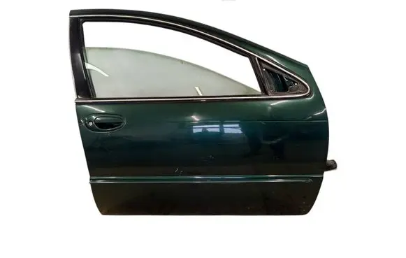 Chrysler 300M Front door
