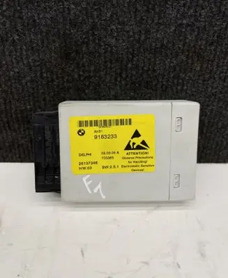 BMW 5 E60 E61 Center console control module 9183233 28137346