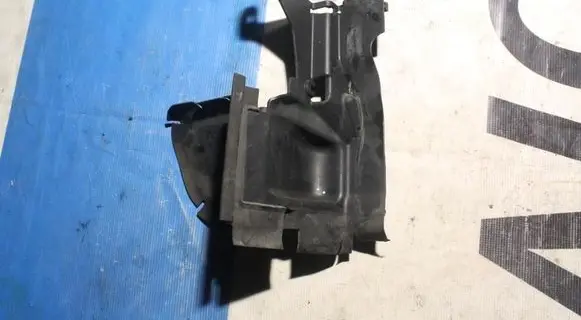 Volvo S60 Radiator trim 30796467