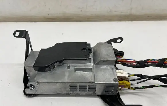 BMW 2 Active Tourer U06 Sound amplifier 5A57045