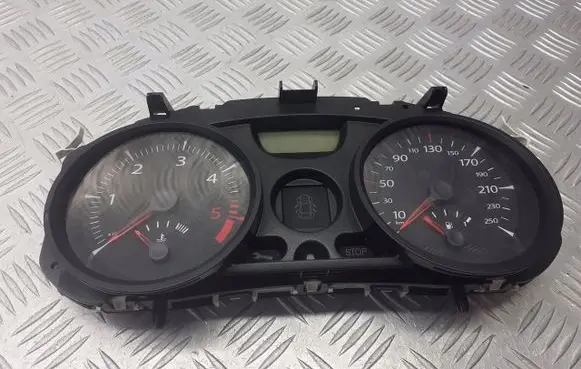 Renault Megane II Tachometer 8200720305