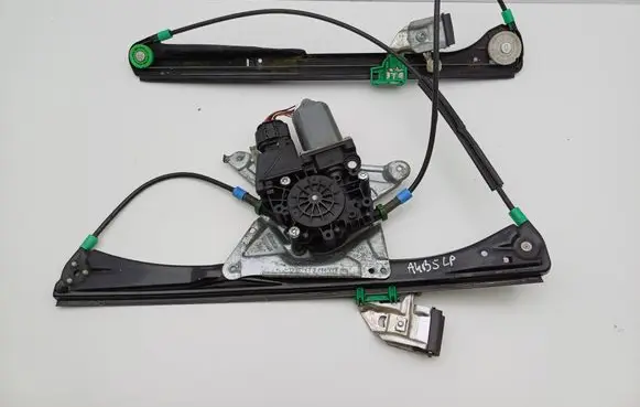 Audi A4 S4 B5 8D Front door window regulator with motor 8D0837397C