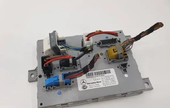 Mercedes-Benz C W205 Comfort/convenience module A2229011103 A2059008304 A2229028904