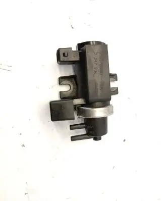 Valve vacuum