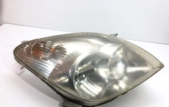 Toyota Corolla Verso E121 Headlight/headlamp